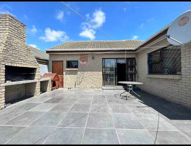 3 BEDROOM HOUSE FOR SALE IN SONEIKE
